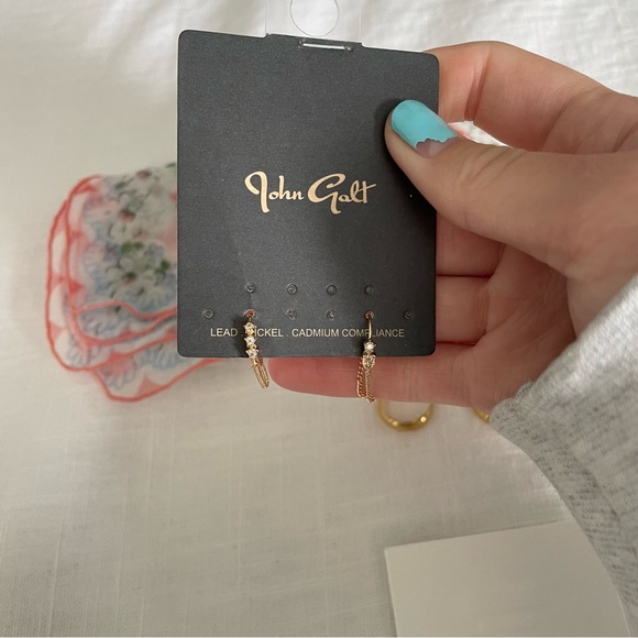 Chanel and gold bundle - Picture 6 of 6